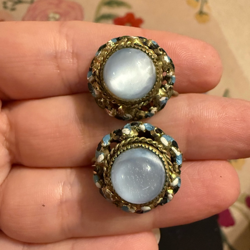 Vintage Czechoslovakia Enamel Filigree Screw Back Earrings Blue Cabochon Brass